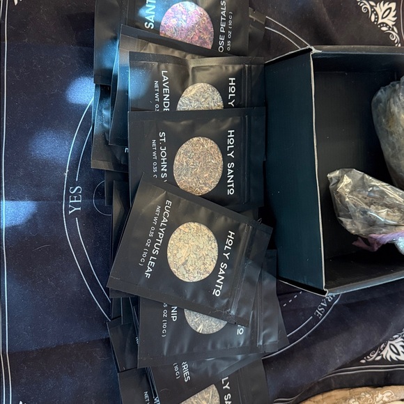 Black Moon Phase Box - Picture 5 of 8